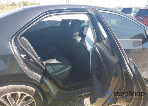 2015 Toyota Corolla L/Le/Le Pls/Prm/S/S Pls z USA, uszkodzony, nr VIN 2T1BURHE5FC277596